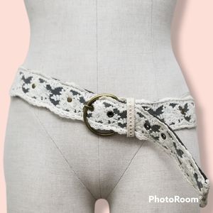 VTG Lace Belt